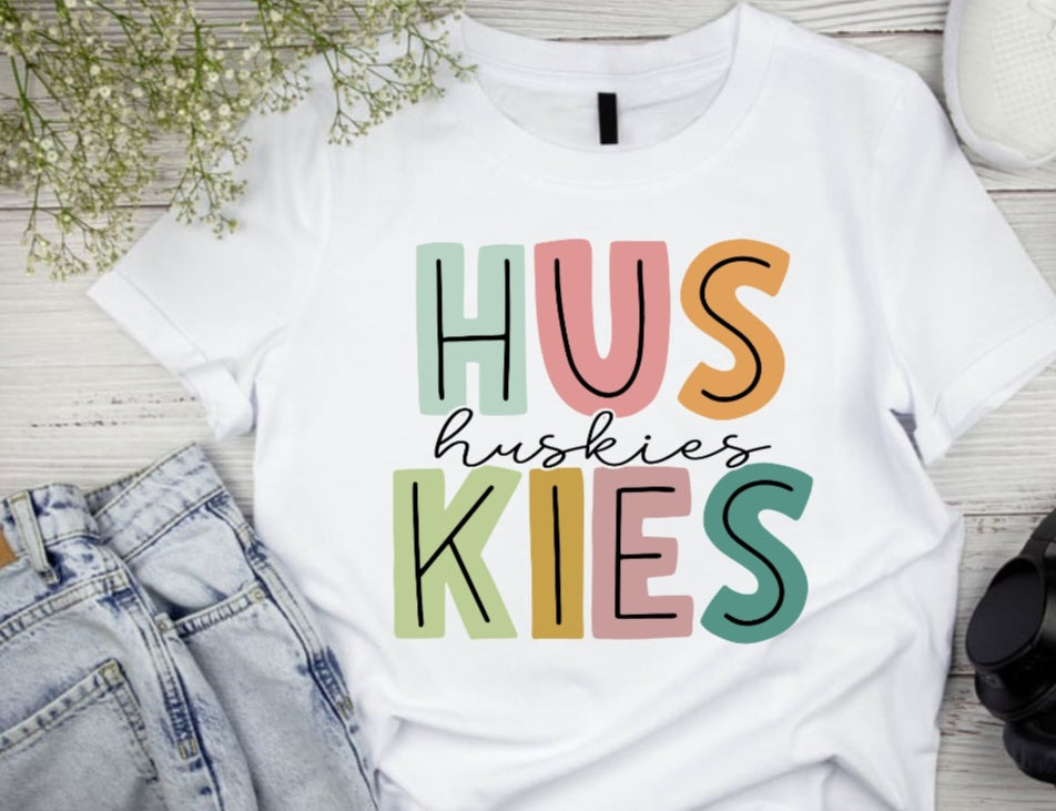 Huskies Color Block Tee - Sweatshirt